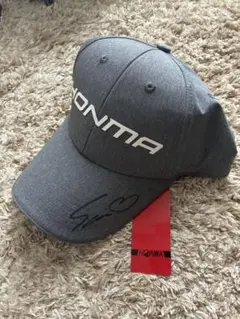 HONMA 本間ゴルフ　グレーキャップ　金澤志奈サイン　帽子のサムネイル