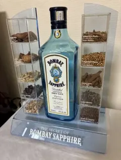 BOMBAY SAPPHIRE ディスプレイボトル型 スタンドライト - メルカリ