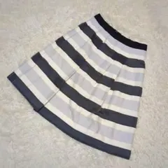 UNTITLED タックスカート ミディ丈 ボーダー　サイズ2 裏地あり