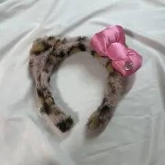 【♡人気商品♡】キティちゃん ヒョウ柄ファーリボンヘアカチューシャ ユニバ