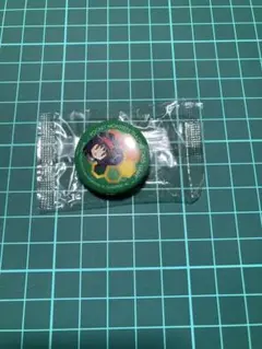 ゲーム実況者カフェイン ニコバー缶バッジ - メルカリ