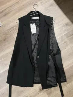 ZARA ジレ サイドスリット ノーカラー ブラック
