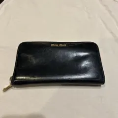 MIU MIU ブラックレザー 長財布のサムネイル