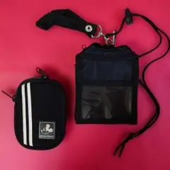 パスケース収納、携帯灰皿付き！ディズニーミッキー小物ポーチカラビナ付き！2点