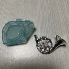 ガチャガチャ キラメッキ楽器 ホルンのサムネイル