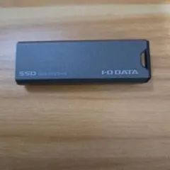 美品】1TB ADATA 外付けSSD 本体 - メルカリ 【美品】1TB ADATA 外付けSSD 本体