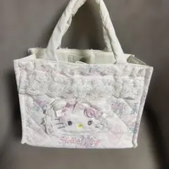 Hello Kitty ホワイトフリルシリーズ　キルティングトートバッグ　キティ