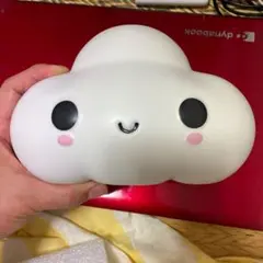 リトルクラウド　雲　フィギュア　popmart 花瓶のサムネイル