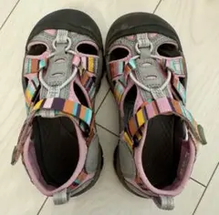 KEEN キッズサンダル ピンク/マルチカラー　18センチ　ピンク