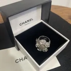 CHANEL シャネル　カメリア　フラワークリスタルリング　ココマーク　指輪のサムネイル