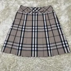 Burberry ノバチェック プリーツスカート ベルト付きのサムネイル