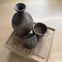 人間国宝 藤原雄 作 備前 火襷 ぐい呑＆小西陶古 作 備前 徳利 2点セット 人間国宝 藤原雄 作 備前 火襷 ぐい呑＆小西陶古 作 備前 徳利 2点