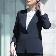ノーカラージャケット　春夏　洗える　ネイビー　高級のサムネイル