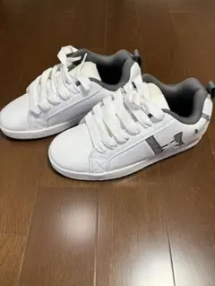 DCSHOECOUSAシューズ