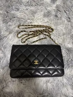 CHANEL ウォレットチェーン　ラムスキン　ブラック