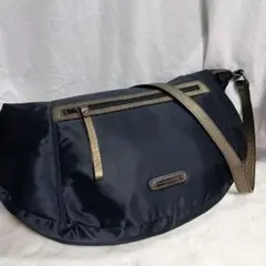 【レア】バーバリー ノバチェック ナイロン×本革 ハーフムーン ショルダーバッグ