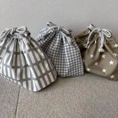 ハンドメイド☆北欧風格子柄チェック柄スター柄少し大きめお弁当袋３枚セット