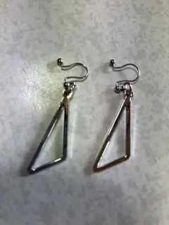 三角形フープイヤリング シルバー