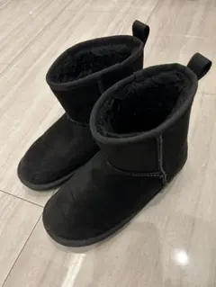 ブラックファーブーツ　GU 22
