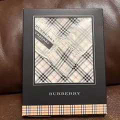 新品未使用　BURBERRY バーバリー チェック柄 ハンカチ　箱あり