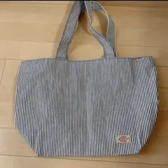 Item thumbnail for item 6308a8f5-32bd-4fb0-8ba8-6533ad8ffeeb