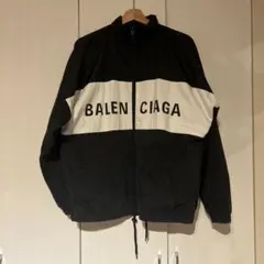 BALENCIAGA ナイロンジャケット ブラック/ホワイト 2025年最新】BALENCIAGA ナイロンジャケットの人気アイテム