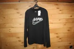 L　黒　ナイキNIKE　長袖Tシャツ　ロンT　HV4172のサムネイル