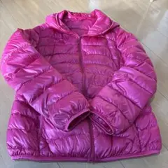 ユニクロ　フード付きピンクダウンジャケット