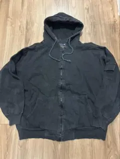 ジップパーカー
