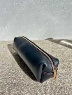 ハンドメイド レザー ペンケース 黒 赤ステッチ
