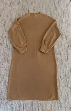 ユニクロ、ブラウン ニットワンピース 長袖S 袖バルーン