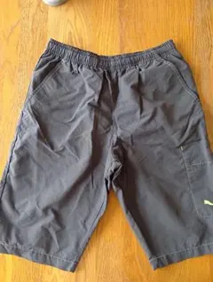 PUMA　グレー カーゴハーフパンツ　160