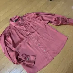 ピンク サテン風 長袖シャツZARA XS美品