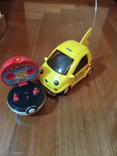 トミー ポケモンリモコンバトル ☆ ピカチュウ ライチュウ 当時物