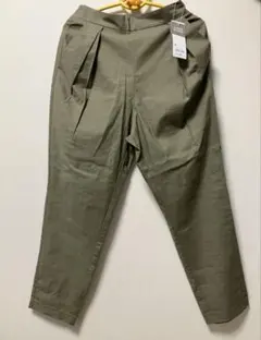 新品未使用タグ付き　gu リネンブレンドテーパードパンツ　オリーブ　M