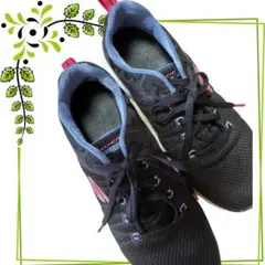 SKECHERS ブラック/ピンク スニーカー