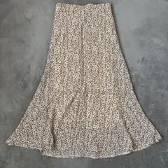 エムズエキサイト　花柄ロングスカート