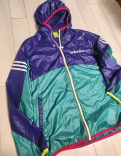 adidas ナイロンジャケット フード付き