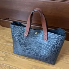 【人気モデル】ブルークロコダイル型押しレザーBAG30㎝（キー＆クシュレット付） 人気モデル】ブルークロコダイル型押しレザーBAG30㎝（キー