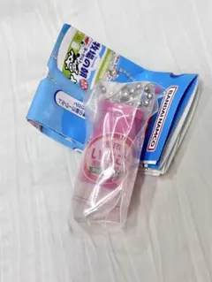 雪印メグミルク ミニチュアチャーム　雪印いちご(瓶)