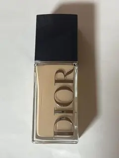 ディオール フォーエヴァー フルイド スキン グロウ　1,5N 30ml