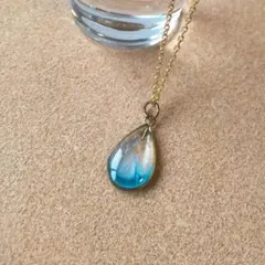 シャチが泳ぐ海＊雫レジンネックレス - メルカリ