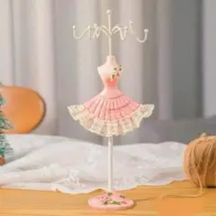 Item thumbnail for item 9aa5c301-3d48-4e15-9a60-93542a1f5db4