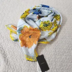 未使用タグ付き★manipuri マニプリ　スカーフ　シルク　絹　春夏　花