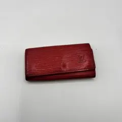ルイヴィトンLouis Vuitton エピレザー キーケース 赤 - メルカリ