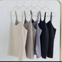 anuans サテンキャミソール ベージュのサムネイル