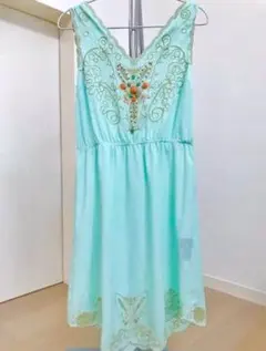 Language ランゲージ ワンピース ビジュー モロッコ刺繍 ブルー