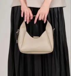 【LAURA DI MAGGIO】本革レザーワンハンドルハンドバッグ★ミニバッグのサムネイル
