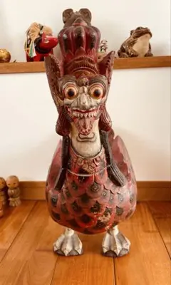 ヴィンテージ　インドネシア ヒンドゥー教の神様ガルーダのとてつもない雰囲気の彫刻 ヴィンテージ インドネシア ヒンドゥー教の神様ガルーダのとてつもない