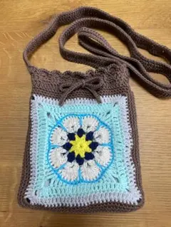 かぎ針編み　アフリカンフラワー　ポシェット　ハンドメイド